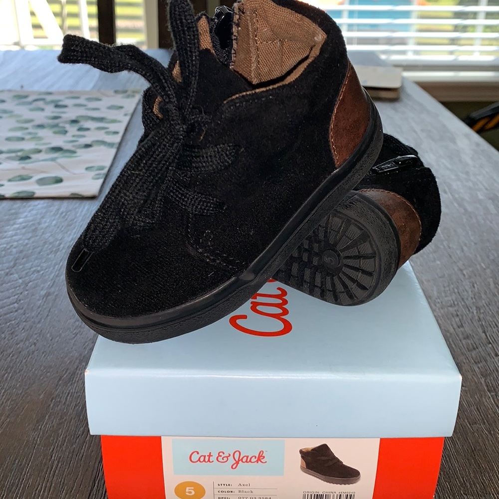 Cat and Jack Toddler Suede Boot